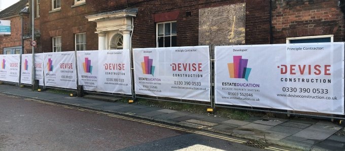 Devise Construction Banners